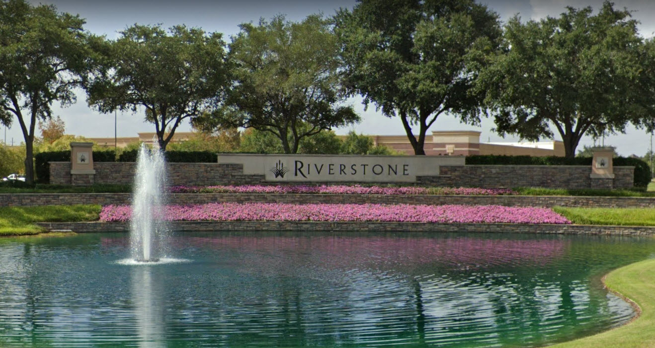 Texan Smile dental care near Riverstone Sugar Land